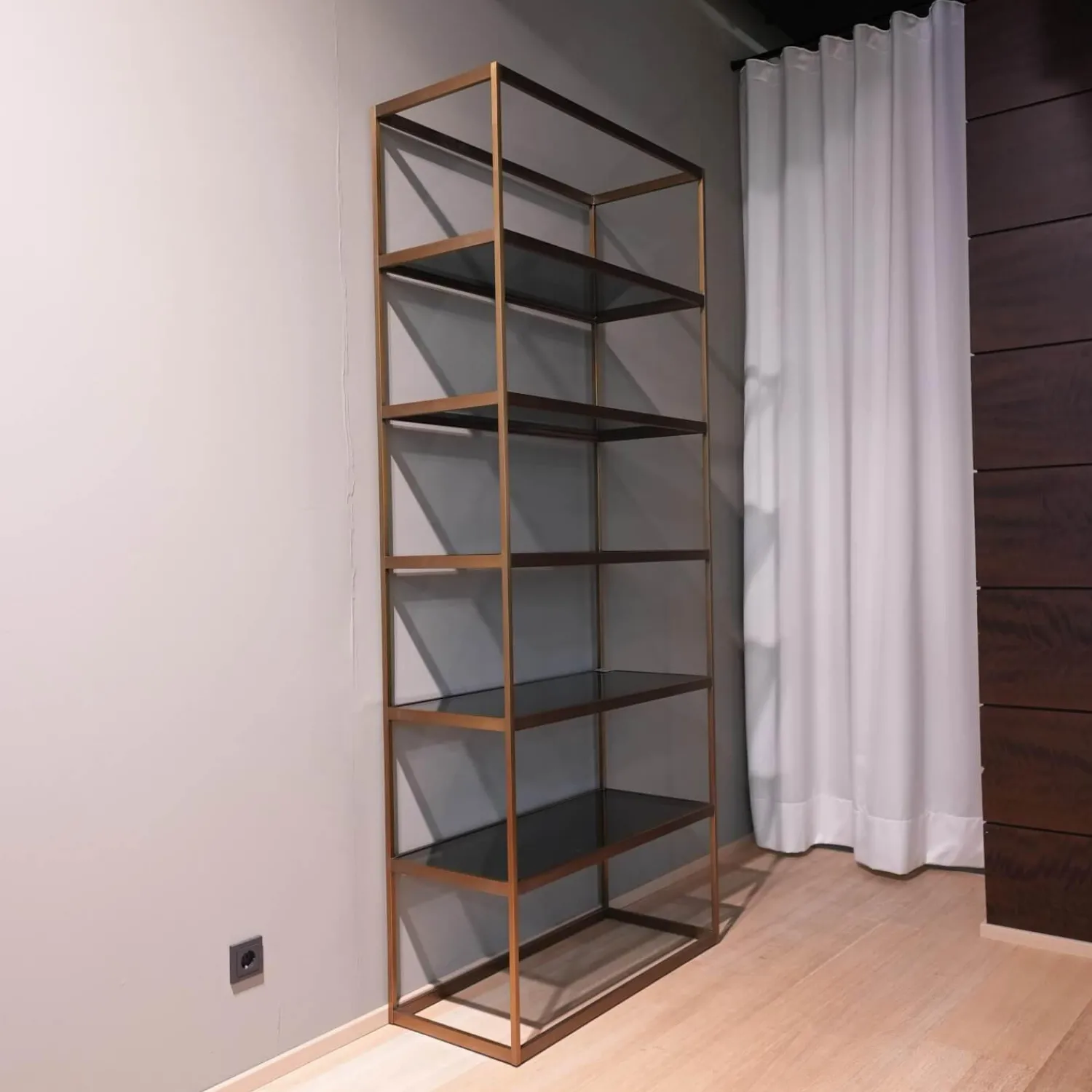 Eichholtz Regale|Regal Omega Gebürstetes Messing Finish Inklusive Glasplatten