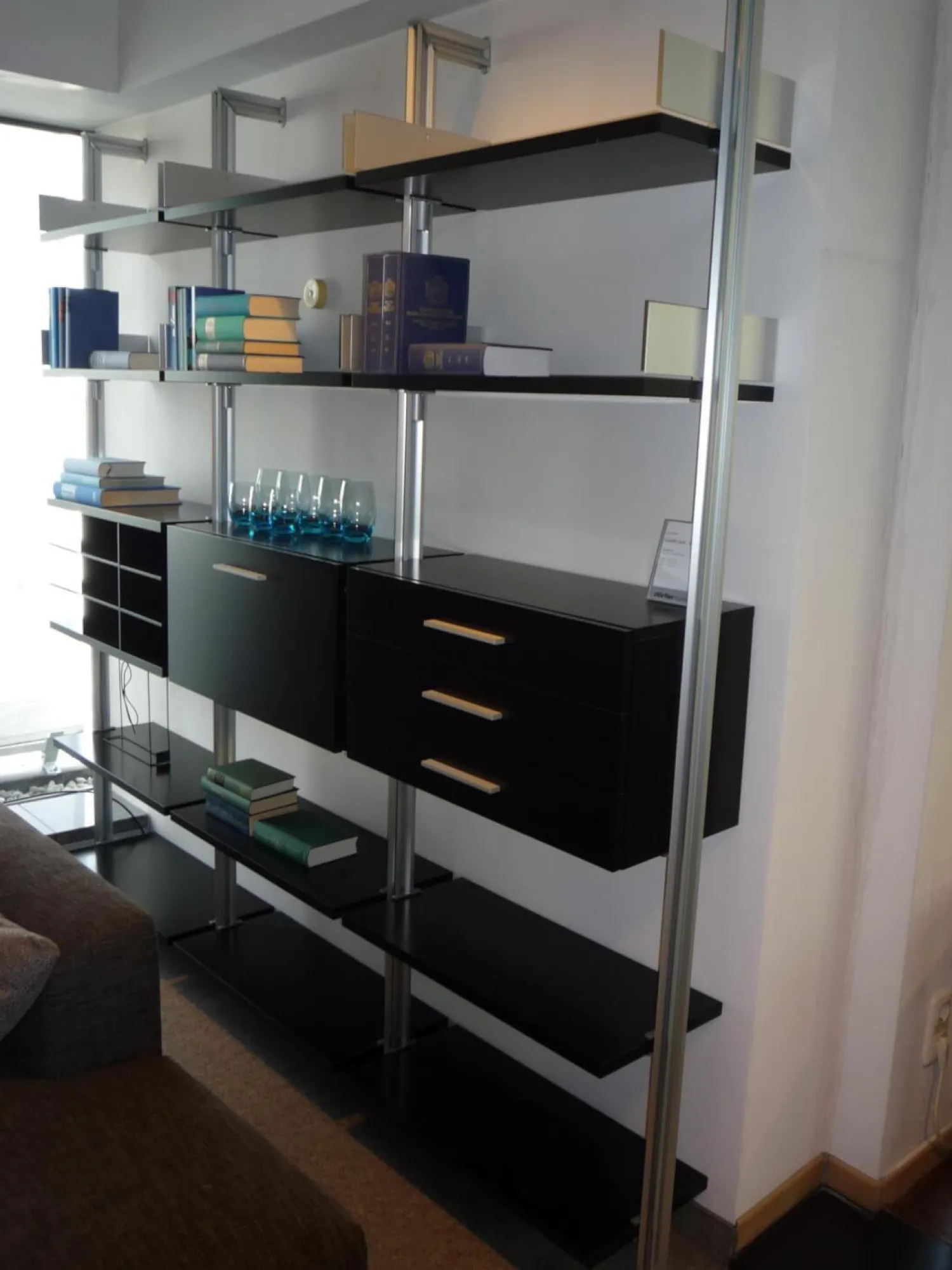 ARSnova Regale|Regal Quattro Plus Aluminium Silber Böden und Hänge-Elemente Lack Schwarz