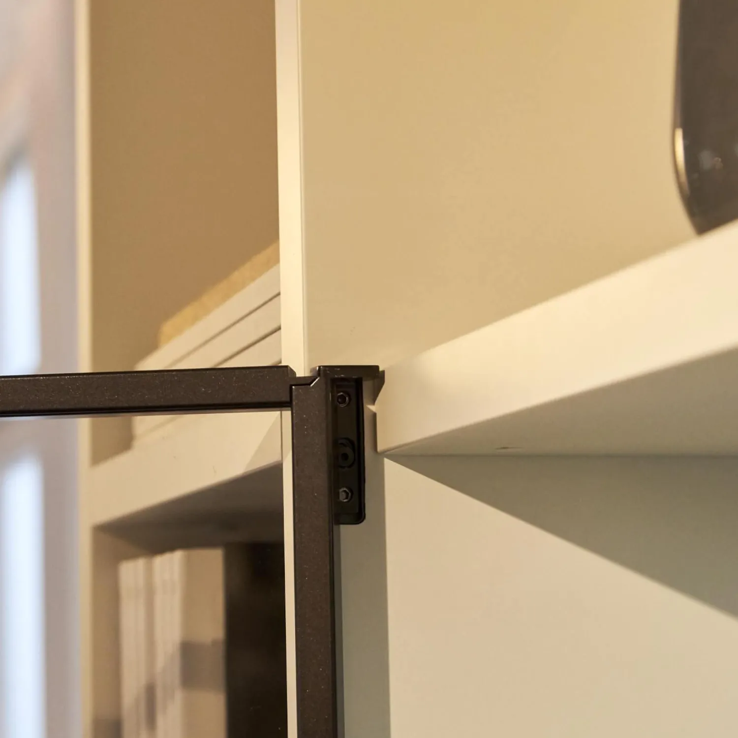 Porro Regale|Regal System Mattlackiert Weiß Türen Aus Iron Glas Transparent Mit Beleuchtung