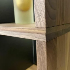 Rodam Regale|Regalkombination Pares in Nussbaum 130 Rückwand Glas deepgrex Metallboxen anthr. inkl Beleuchtung