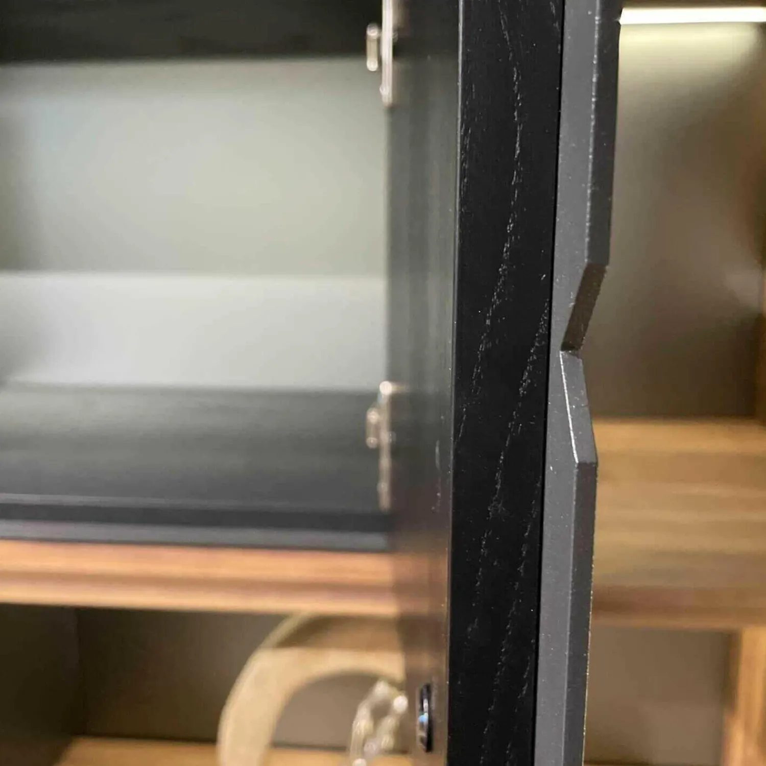 Rodam Regale|Regalkombination Pares in Nussbaum 130 Rückwand Glas deepgrex Metallboxen anthr. inkl Beleuchtung