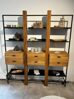 Natura Regale|Regalsystem Blackpool Eiche Natur Geölt Metall Schwarz Inklusive Beleuchtung