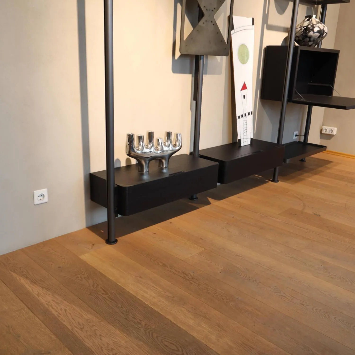 Molteni & C Regale|Regalsystem Hector Fachböden Eiche Schwarz Ständer Zinnfarbig Mit Schreibtischklappe Und Schüben Schwarz