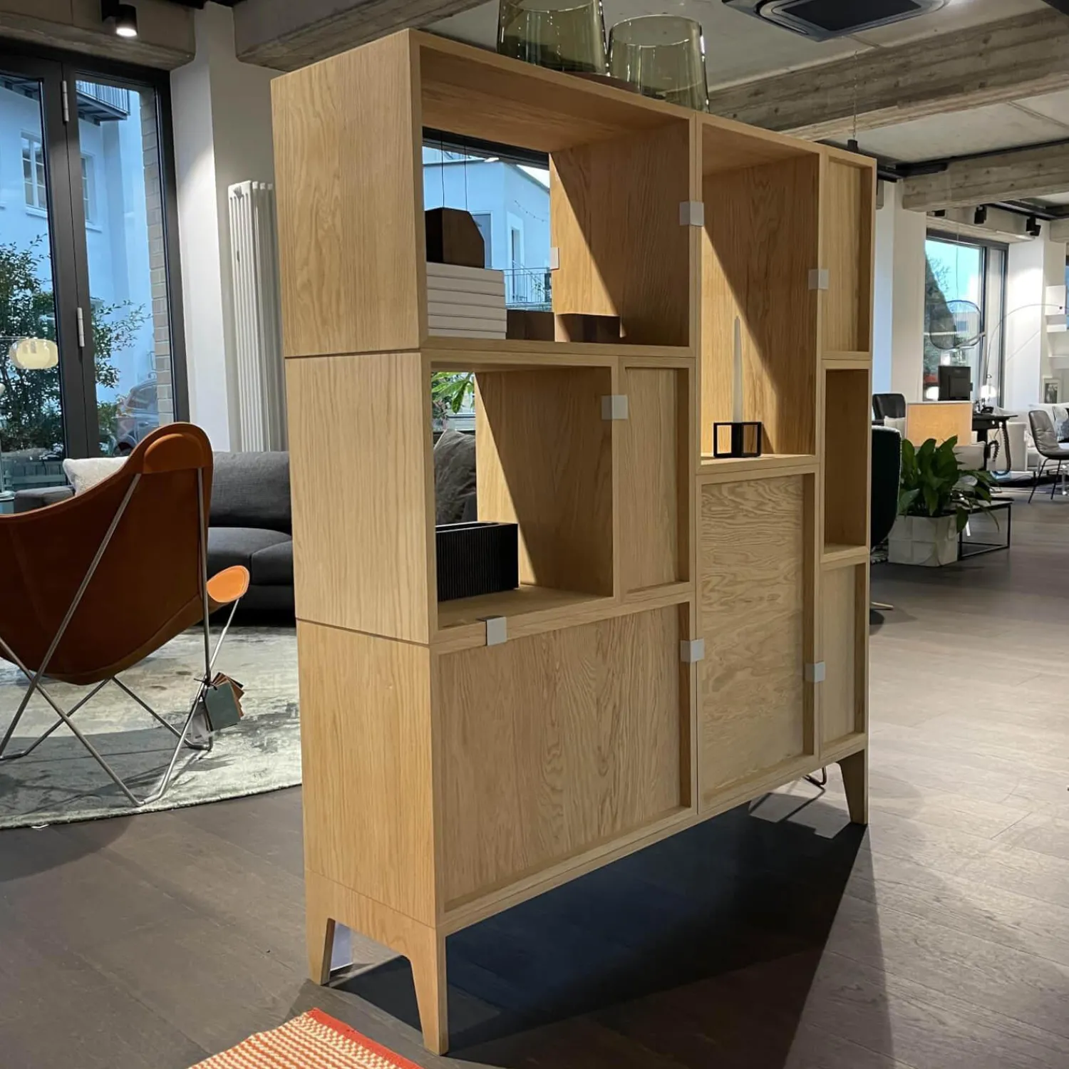 Muuto Regale|Regalsystem Stacked Eiche Furniert Individuell Veränderbar Verbinderelemte Grau