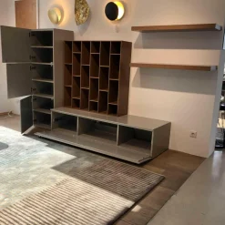 Ligne Roset Regale|Regalwand Book & Look Grau Holz Lackiert