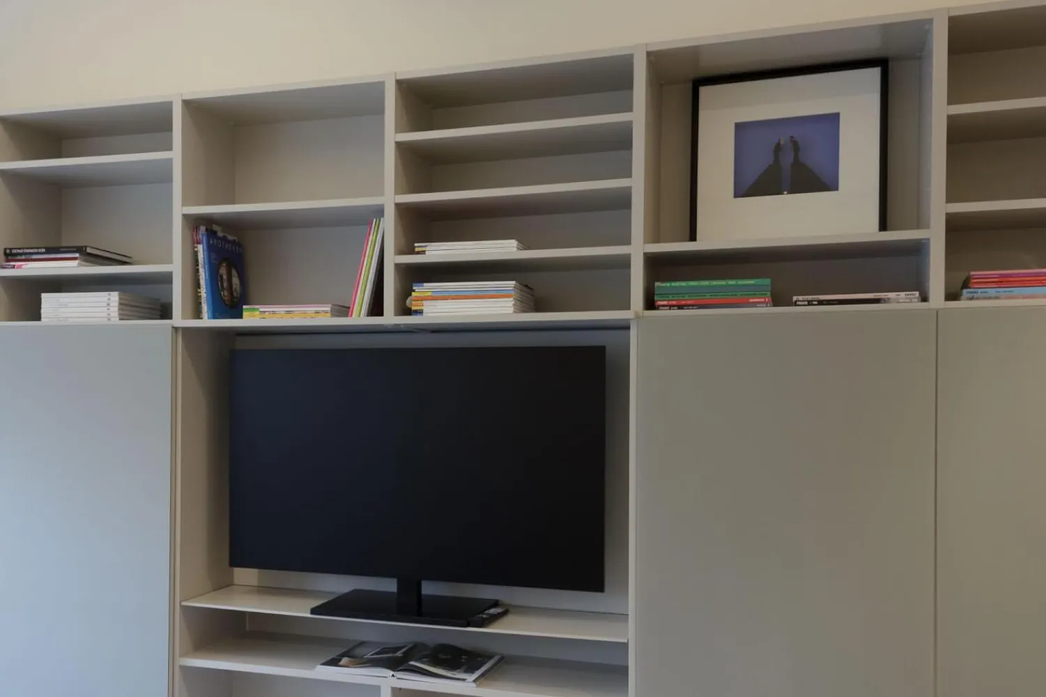 Interlübke Regale|Regalwand Studimo Lack Greige 08 Mattglas Optiwhite