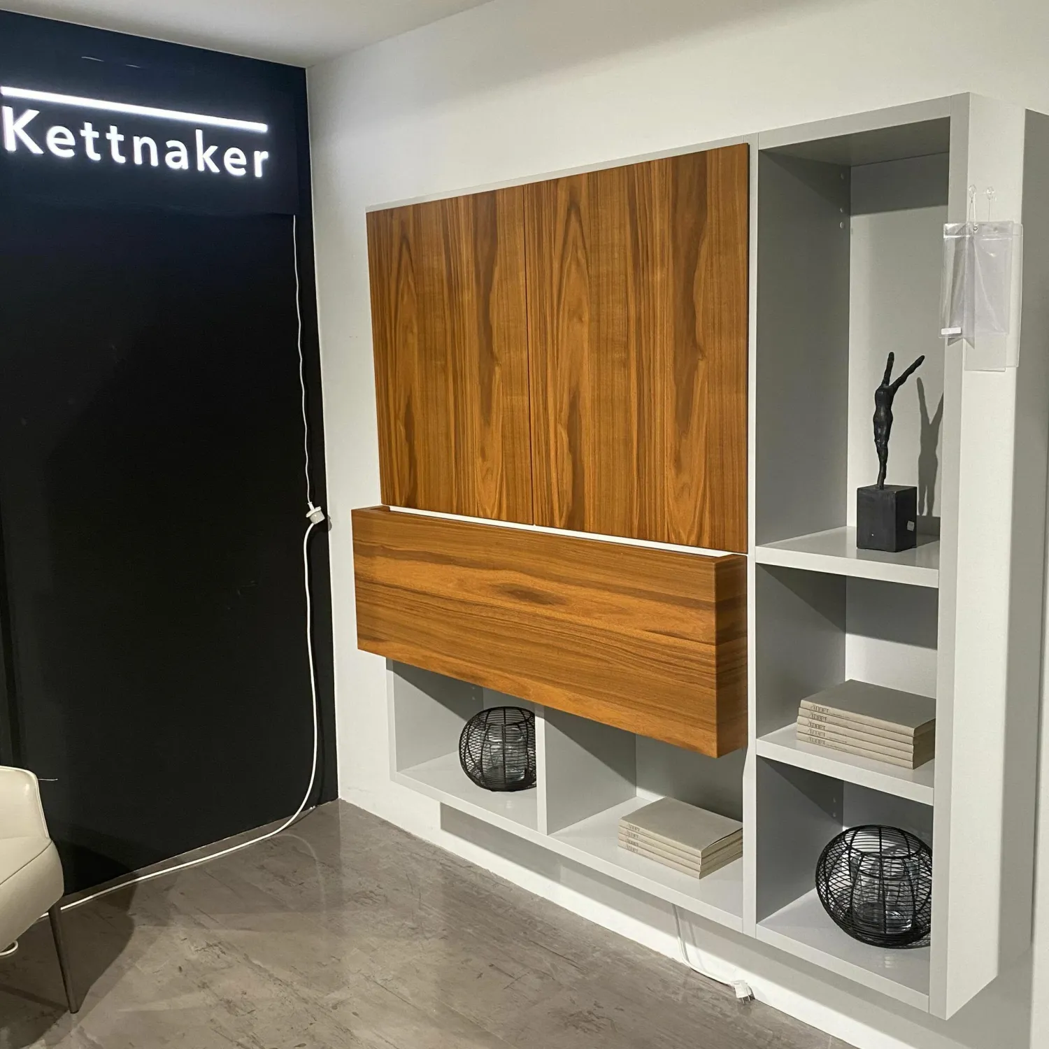 Kettnaker Wohnwände & Tv-Lowboards|Regalwand Vita WB17 Lichtgrau Nussbaum Massivoptik-Holz Matt