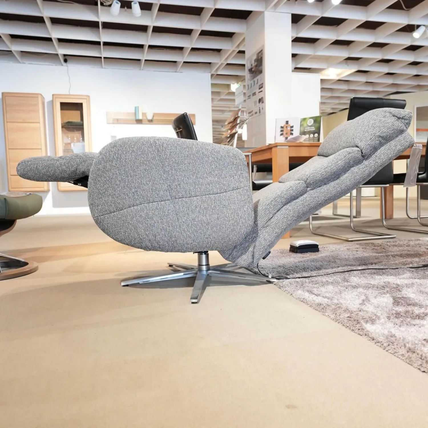 himolla Relaxsessel|Relaxsessel 7803 26 U Stoff 24 Q2 Emotion Vulkan Grau Sternfuß Edelstahloptik Mit Kopfteilverstellung Motorisch