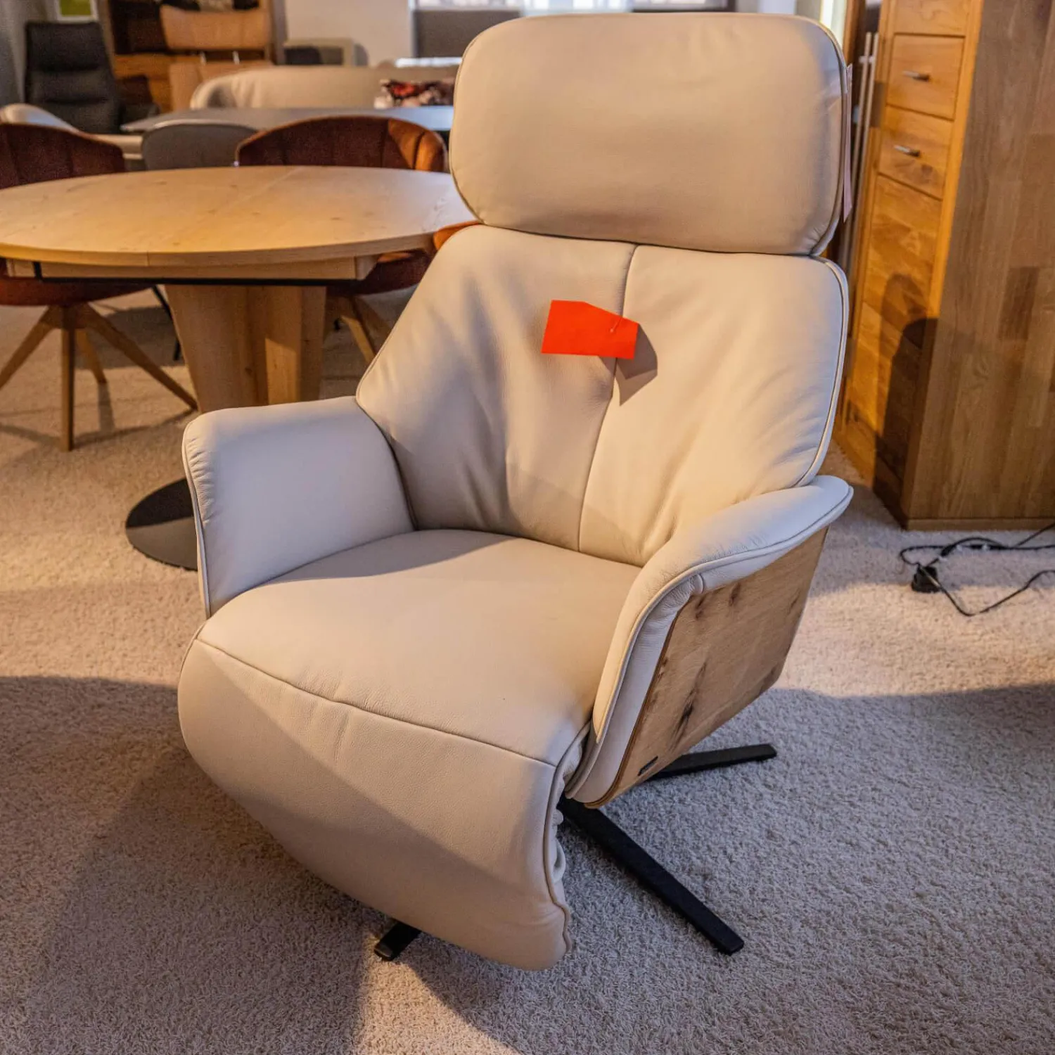 himolla Relaxsessel|Relaxsessel 7363 Bezug Leder 24 Longru Nebel Beige Grau Holz Wildeiche Sternfuß Anthrazit Mit Elektrischer Kopfteilverstellung