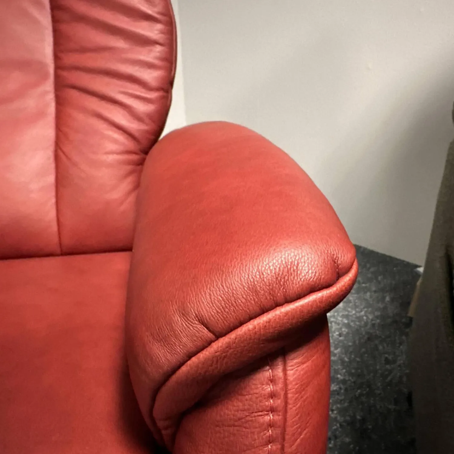 himolla Relaxsessel|Relaxsessel 7068 Cumulus Mini Leder 27 Eleganza Campari Rot Mit Elektrischer Verstellung Inklusive Akku