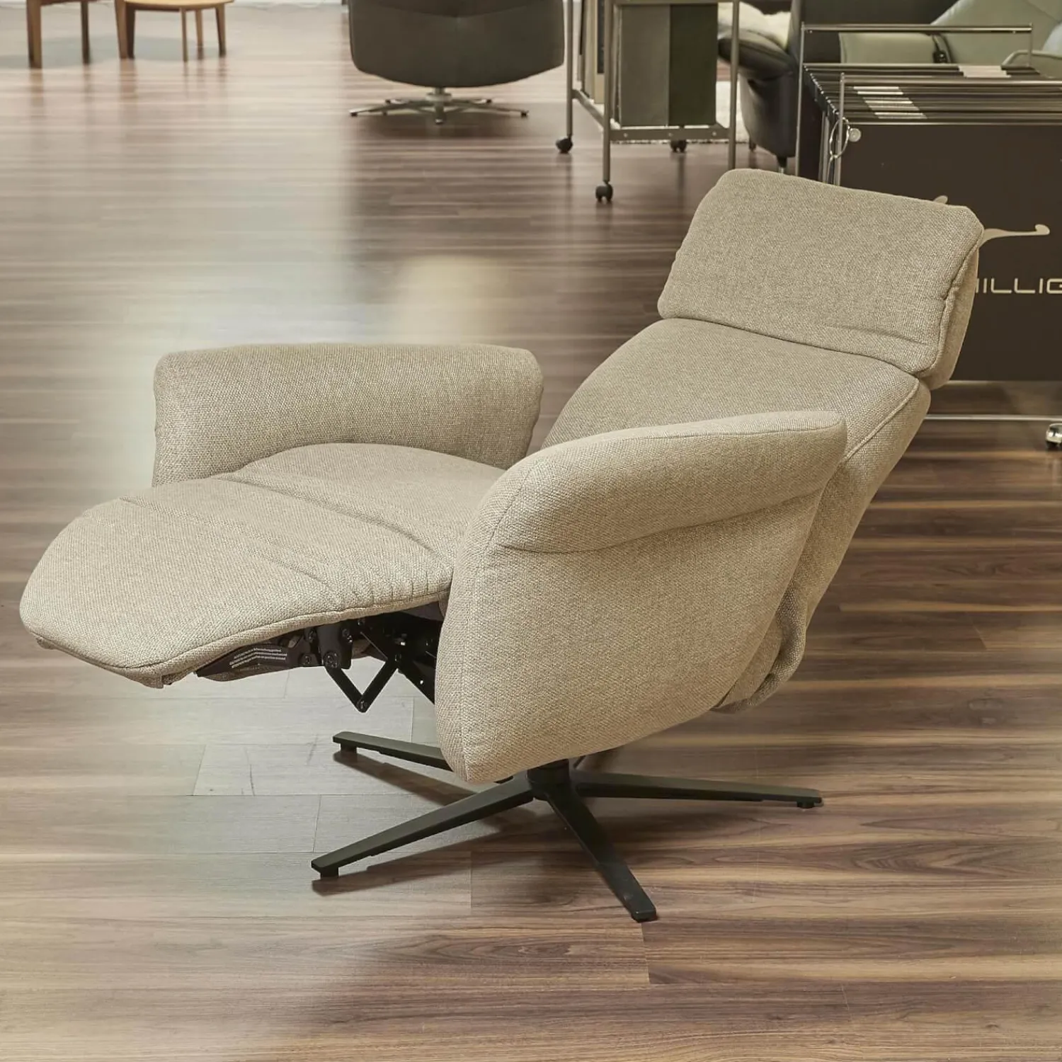 himolla Relaxsessel|Relaxsessel 7150 Easy Swing Stoff Bodyflux 8 Farn Sternfuß Pulverbeschichtet Anthrazit