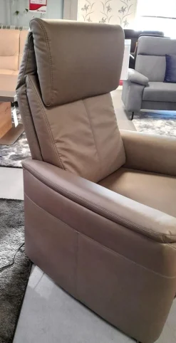 Arco Fernsehsessel|Relaxsessel 50025 Stoff Frisco Kiesel Grau Fuß Rollen