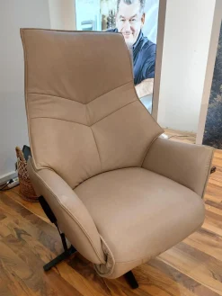 himolla Relaxsessel|Relaxsessel 7911 Type 45V Leder Soft Nappa Island Beige Braun Sternfuß Stahl Anthrazit Mit Verstellung 1 Motorisch