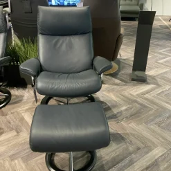 Stressless Relaxsessel|Relaxsessel Aura Leder Paloma Shadow Blue Blau Signature Gestell mit Hocker