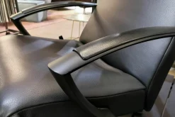 Jori Relaxsessel|Relaxsessel Brainbuilder Mono-Move Medi Leder Celia Nero Schwarz Gestell Schwarz