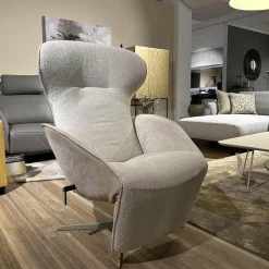 Jori Relaxsessel|Relaxsessel Daydreamer Mono Move JR 7450 Innen Stoff Mumble Gesso Beige Außen Leder Nubuck Cream Beige Gestell Graugelb Matt Inklusive Beistelltisch Sposa T105