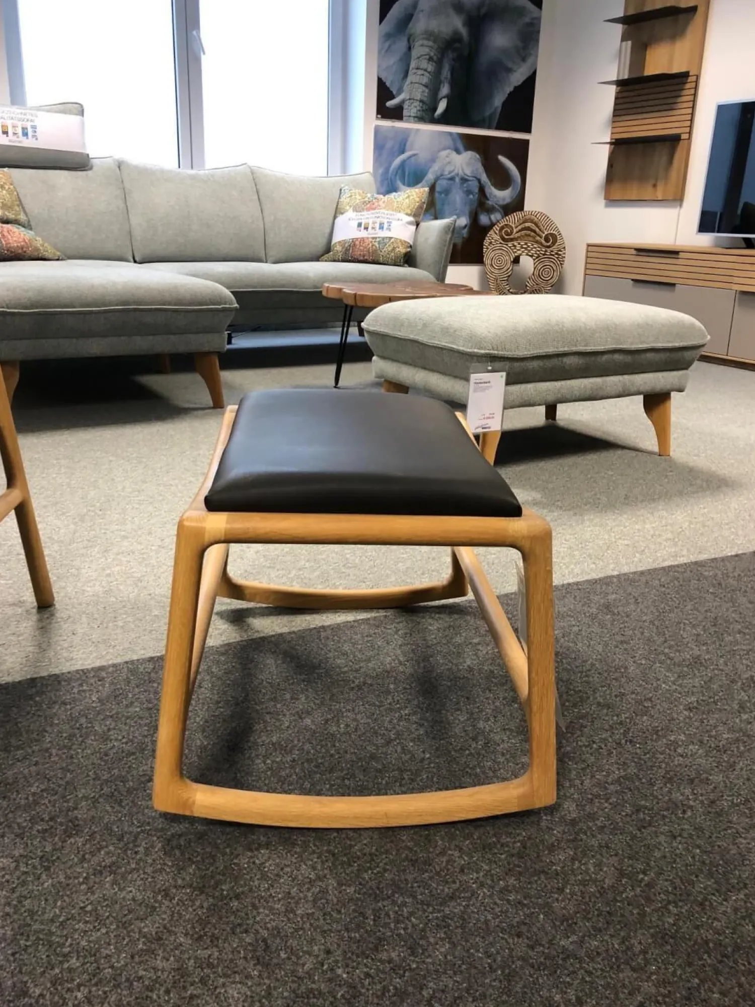 Gazzda Relaxsessel|Relaxsessel Dedo Eiche Massiv Weiß Geölt Leder Dakar Schwarz mit Fußbank