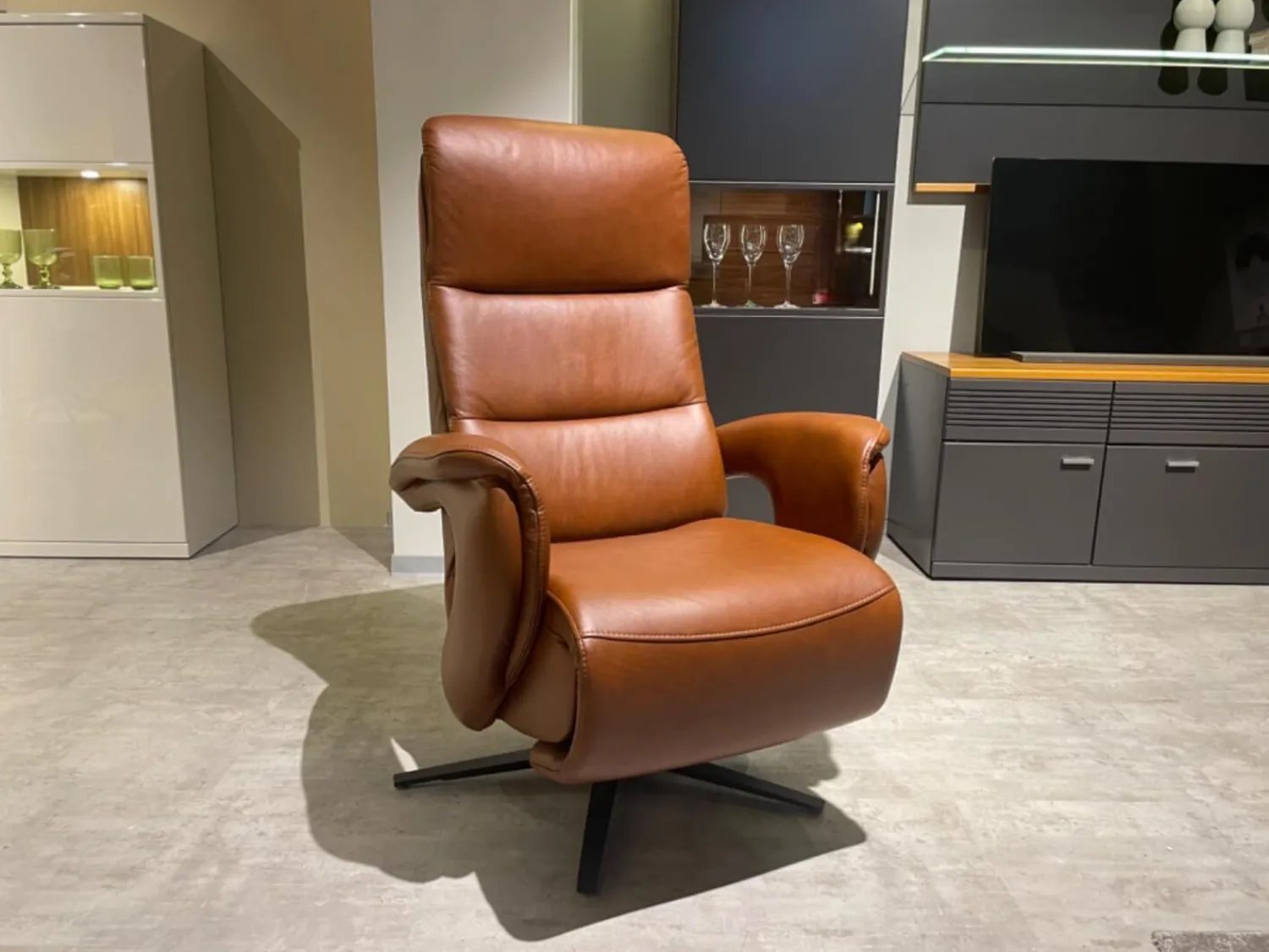 Hukla Relaxsessel|Relaxsessel Mondo Casio R Leder Texas Cognac Braun Sternfuß Pulverbeschichtet Schwarz