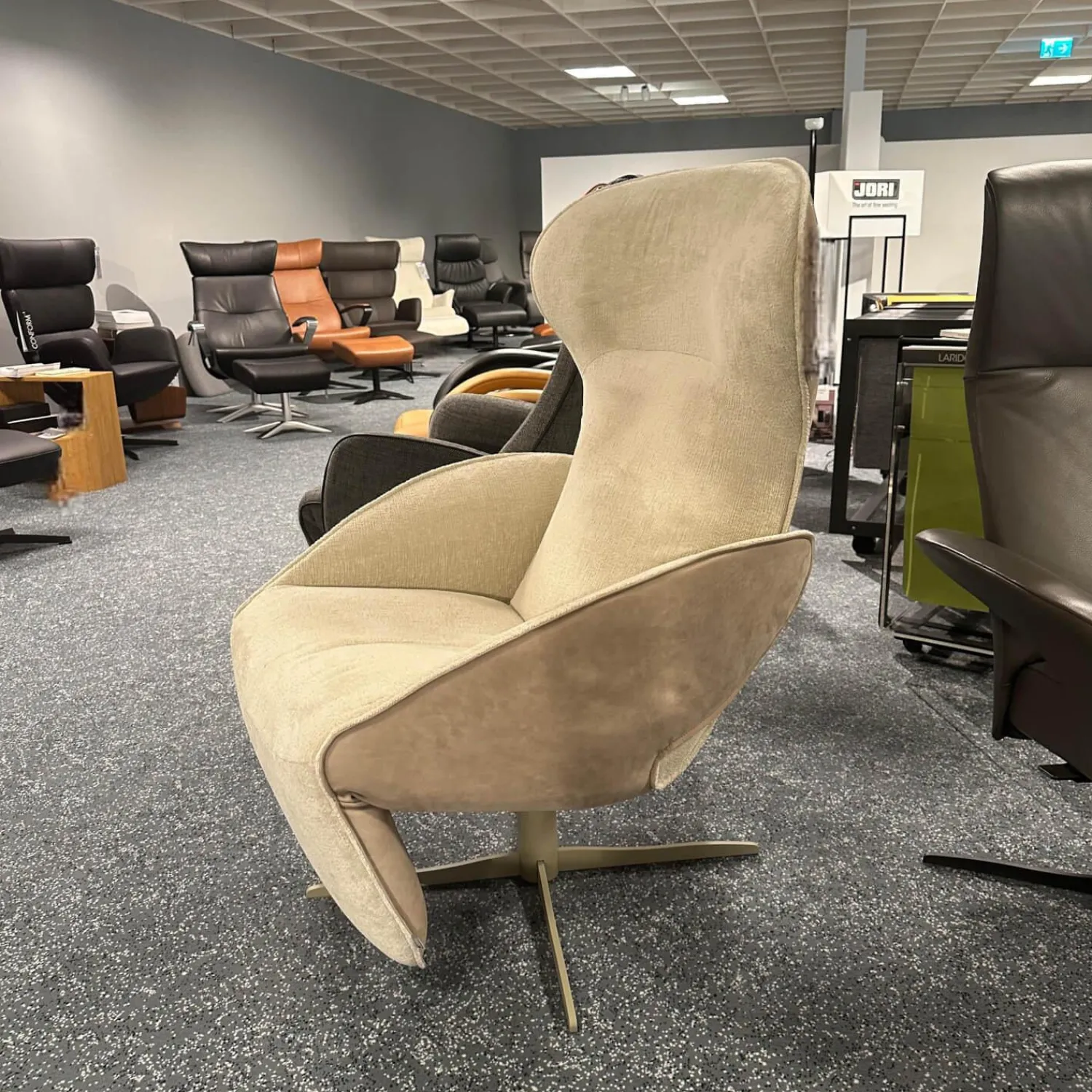 Jori Relaxsessel|Relaxsessel Raydreamer JR 7450 Mono Move Medi Innen Stoff Mumble Gesso Beige Außen Leder Nubuck Cream Beige