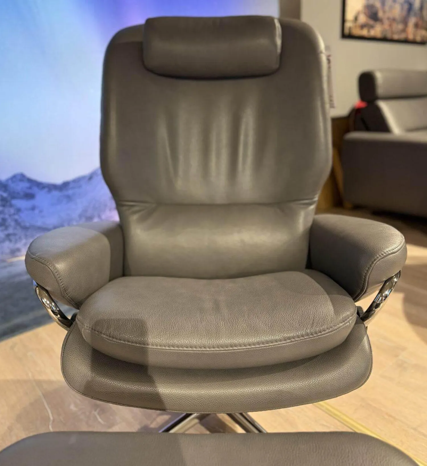 Stressless Relaxsessel|Relaxsessel Rome Mit Hohem Rücken Leder Cori Grey GrauGestell Cross Aluminium Chrom Inklusive Hocker