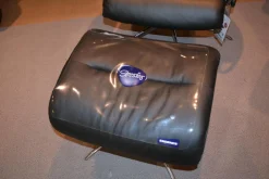 Stressless Relaxsessel|Relaxsessel Tokyo Star M Niedrige Leder Paloma Black Schwarz Mit Hocker Rückenlehne Mit Kopfstütze Standard Base Star Base