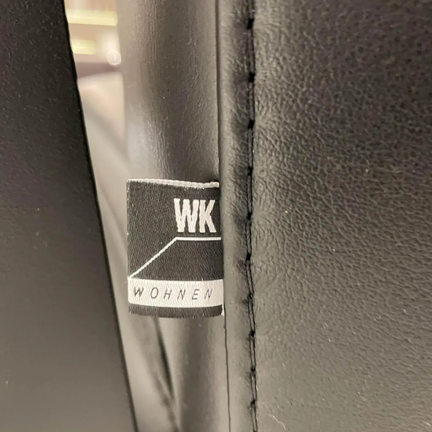 WK Wohnen Relaxsessel|Relaxsessel WK 682 Flori Leder 40 Royal 100 Gestell Schwarz Pulverbeschichtet