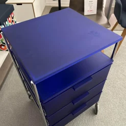 Kartell Regale & Container|Rollcontainer Mobil L2 Blau Gestell Stahlrohr Verchromt