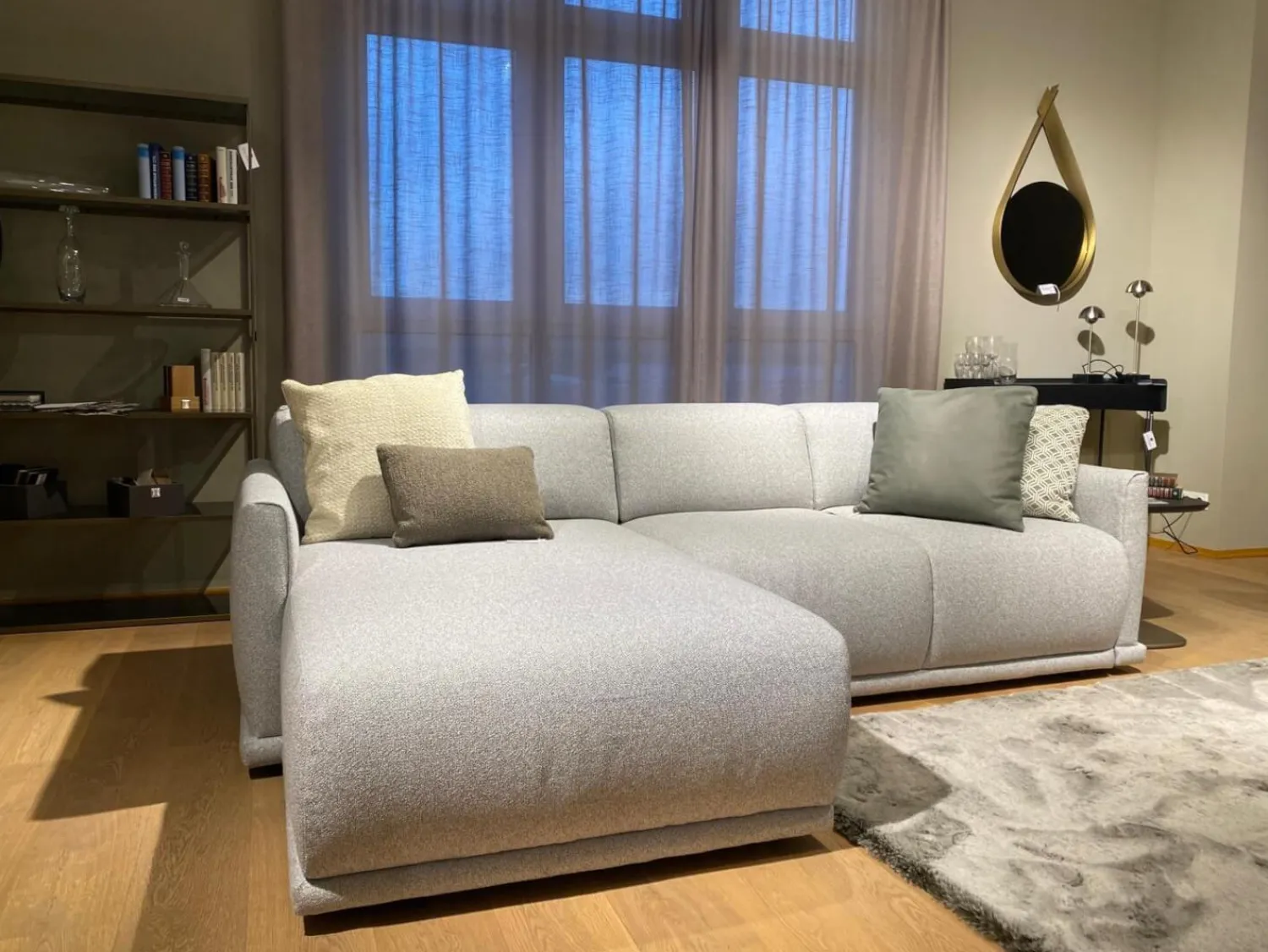 Christine Kröncke Schlafsofas|Schlafsofa Bente Stoff 092 Ecrue-Silber Grau mit Verstellfunktion