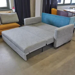 Signet Schlafsofas|Schlafsofa Lazlo Stoff Mambo Hellgrau Kufe Edelstahl Gebürstet