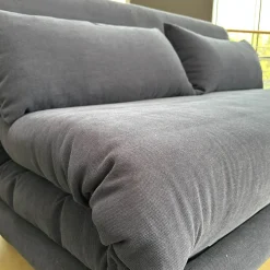 Ligne Roset Schlafsofas|Schlafsofa Multy Stoff Amalfi Dark Blue Blau Gestell Anthrazit Mit Polyäthermatratze Und 2 Großen Kissen