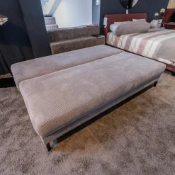 Global Schlafsofas|Schlafsofa Querschläfer Salema Bezug Stoff Baltimore Silber Grau Metallfuß Schwarz Mit Kissen
