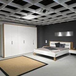 Hülsta Ganze Schlafzimmer|Schlafzimmer Dream Lack Reinweiss Akzent Natureiche Kunstleder Struktur Taupe Grau Griffe Chrom Glänzend