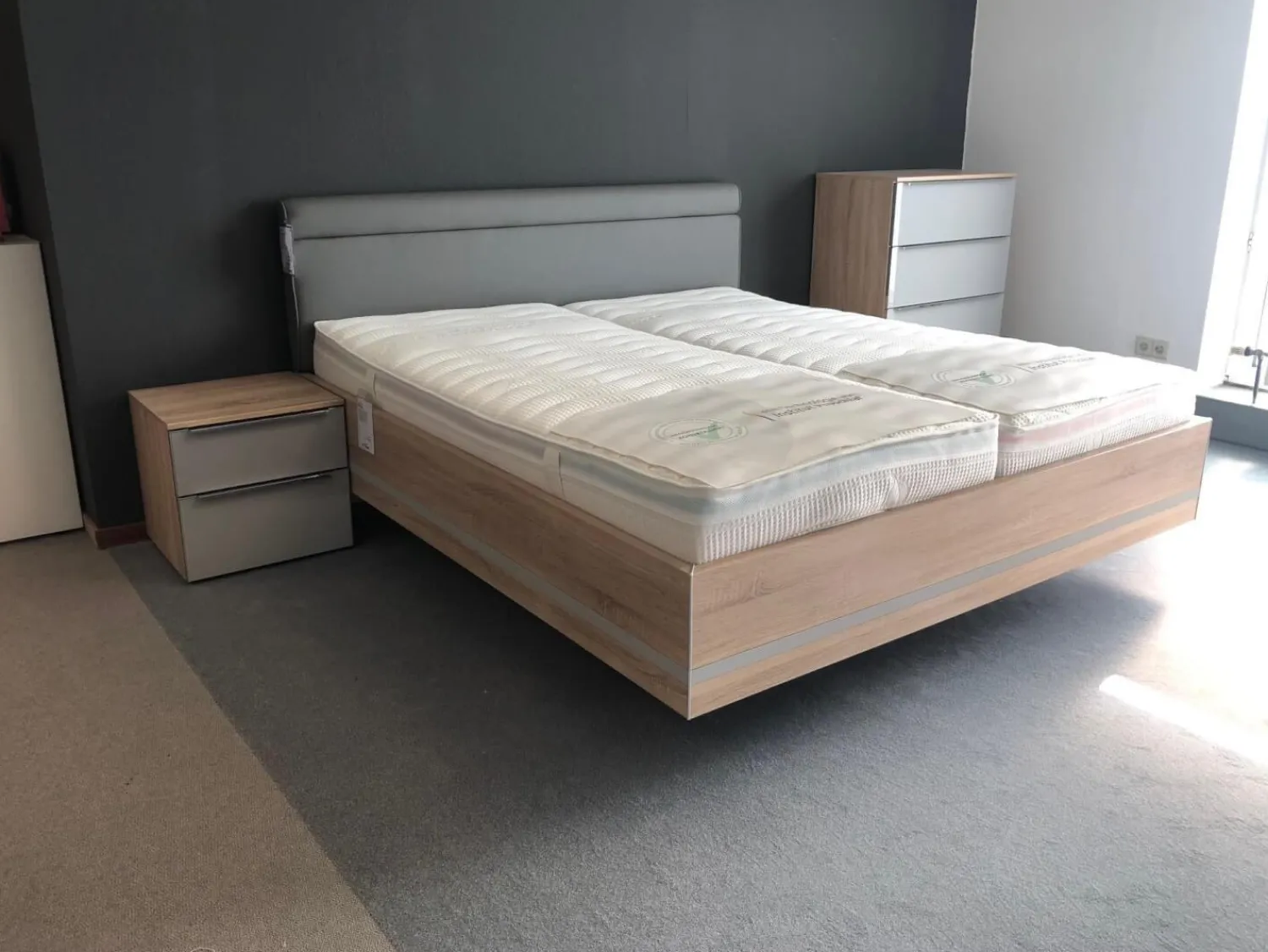 Nolte Ganze Schlafzimmer|Schlafzimmer Horizont 110 Concept Me 500 Alegro 2 Sonoma Eiche Nachbildung Glas Seidengrau