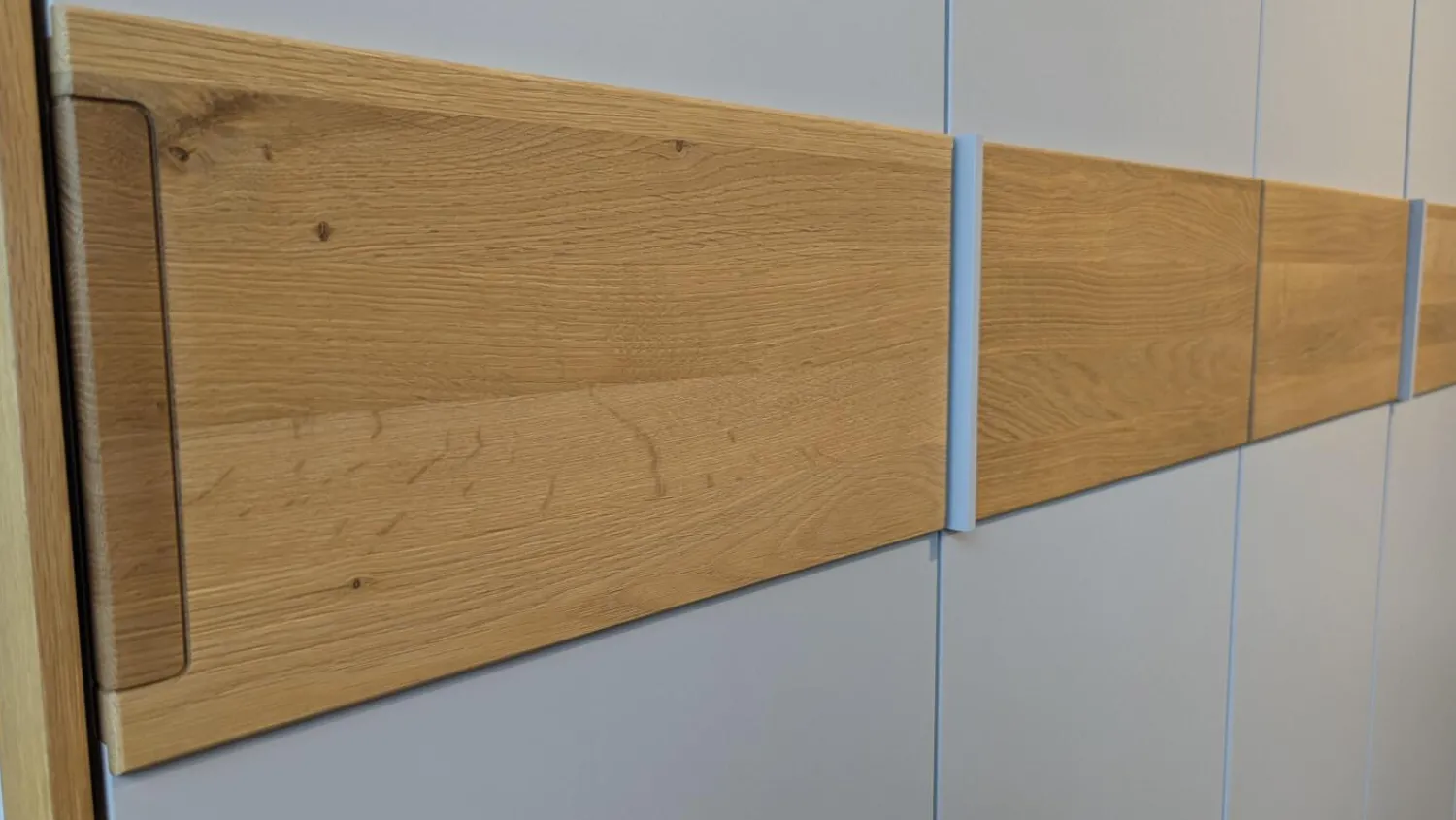 Loddenkemper Ganze Schlafzimmer|Schlafzimmer Lack Kristallgrau Matt Eiche Natur Massiv Bett Ohne Matratze Und Ohne Lattenrost