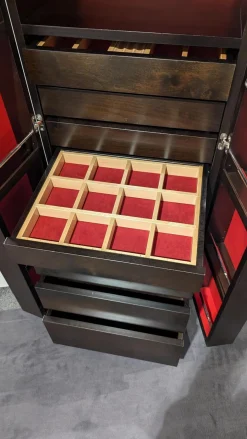 Selva Vitrinen & Highboards|Schrank 7021 Massivholz 45 Sepia Dunkelbraun Akzente Glas