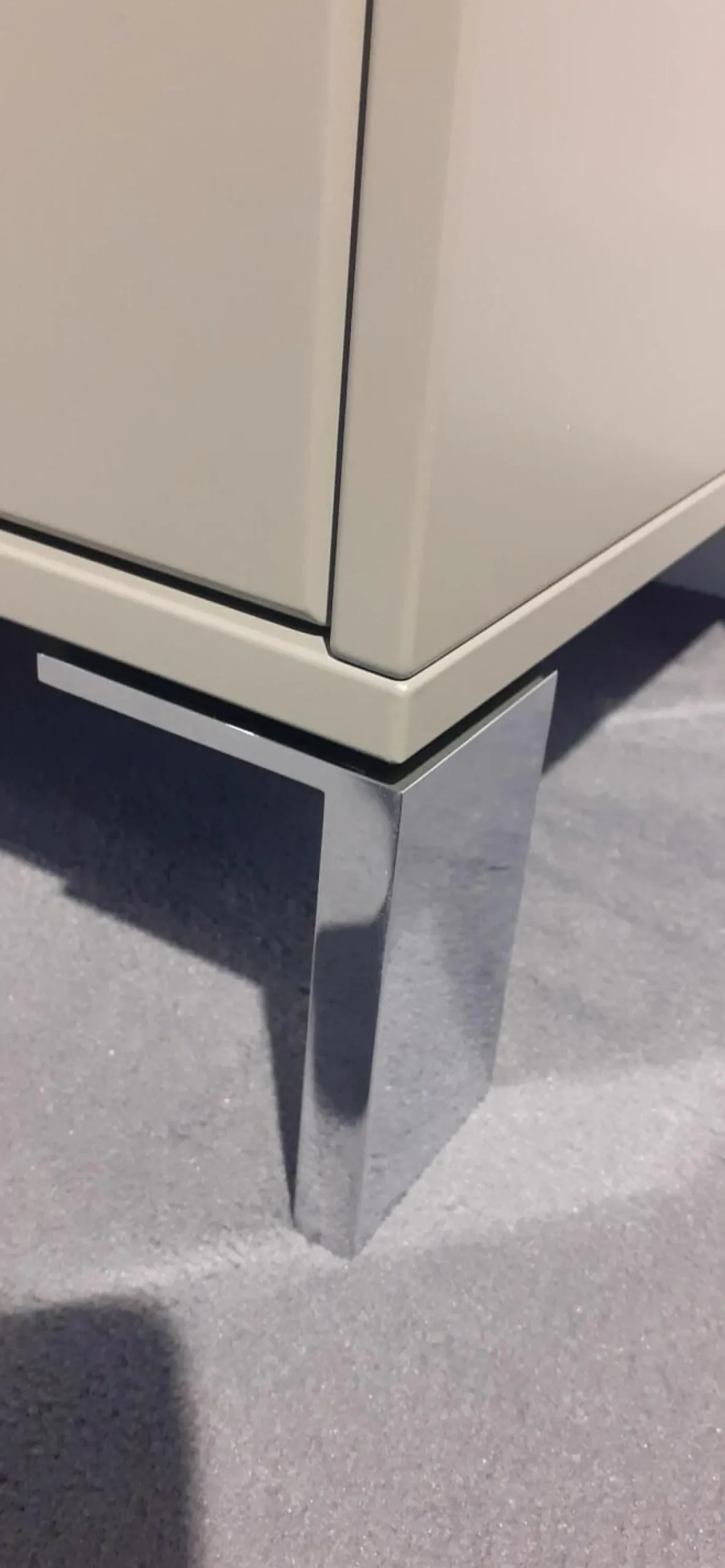 Rietberger Möbelwerke Vitrinen & Highboards|Schrank Deviso Lack Matt Olivegrau Winkelfüße Chrom Glänzend