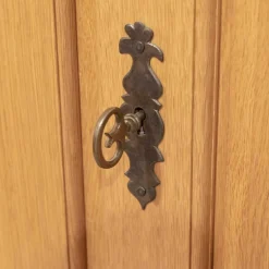 Möbelwerkstätten Buschsieweke Vitrinen & Highboards|Schrank Eiche 1A Seidenglanz Lackiert