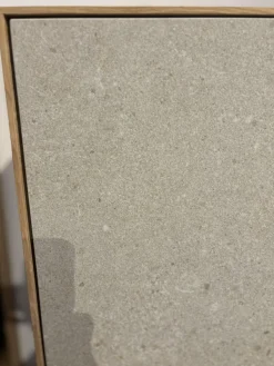 Scholtissek Vitrinen & Highboards|Schrank Kera Knorrige Eiche Puro Geölt Front Keramik Shilin Slate Finish Grau Stahlwangen Schwarz Lackiert