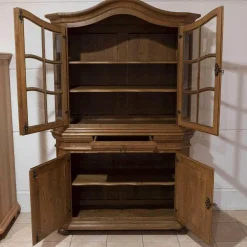 Möbelwerkstätten Buschsieweke Vitrinen & Highboards|Schrank Kiel Eiche 1A Gebeizt Lackiert