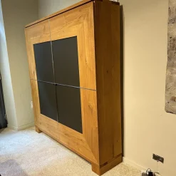 Scholtissek Vitrinen & Highboards|Schrank Varus Asteiche mit Glas Grau Knorrige Eiche Geölt Floatglas Dunkelbraun Matt