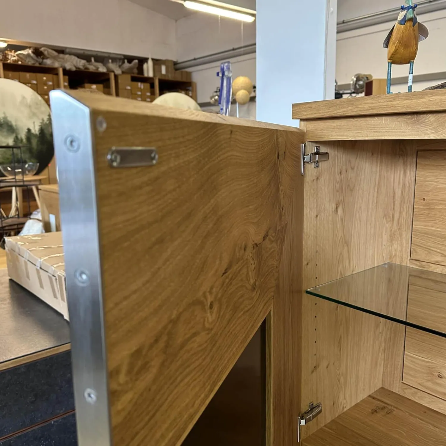 Scholtissek Vitrinen & Highboards|Schrank Varus Knorrige Eiche Natur Geölt Fronten Glas 9005 Schwarz Glänzend Mit Edelstahlkanten