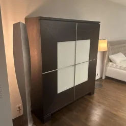Scholtissek Vitrinen & Highboards|Schrank Varus Korpus Knorrige Eiche Wengefarben Dunkelbraun Front Glas Optiwhite Weiß Matt
