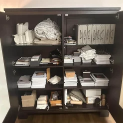 Scholtissek Vitrinen & Highboards|Schrank Varus Korpus Knorrige Eiche Wengefarben Dunkelbraun Front Glas Optiwhite Weiß Matt