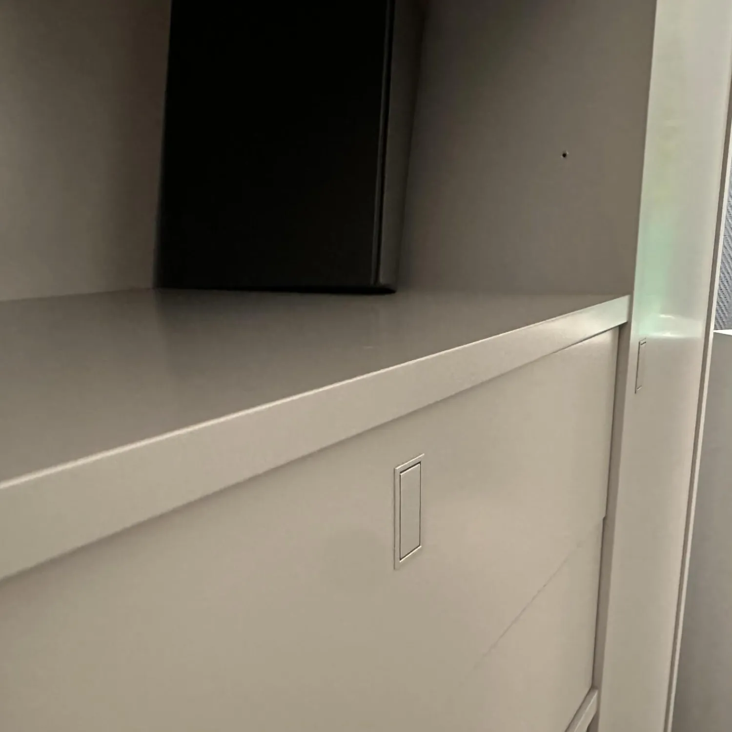 Interlübke Kleiderschränke|Schrankwand Studimo Front Und Korpus Lack Rauch Grau Matt Inklusive LED Beleuchtung