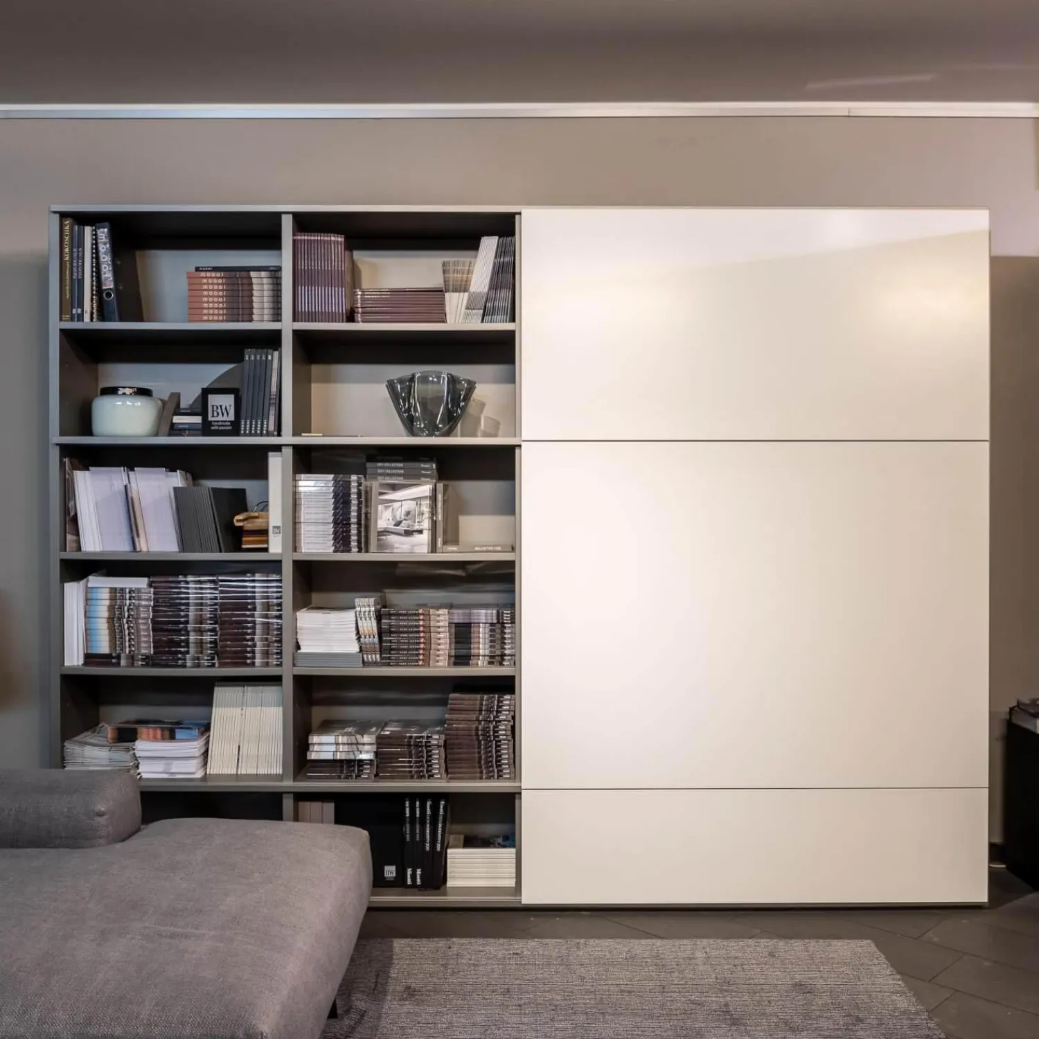 Interlübke Wohnwände & Tv-Lowboards|Schrankwand Studimo Lack Silbergrau Metallic Schiebetüren Lack Schneeweiß