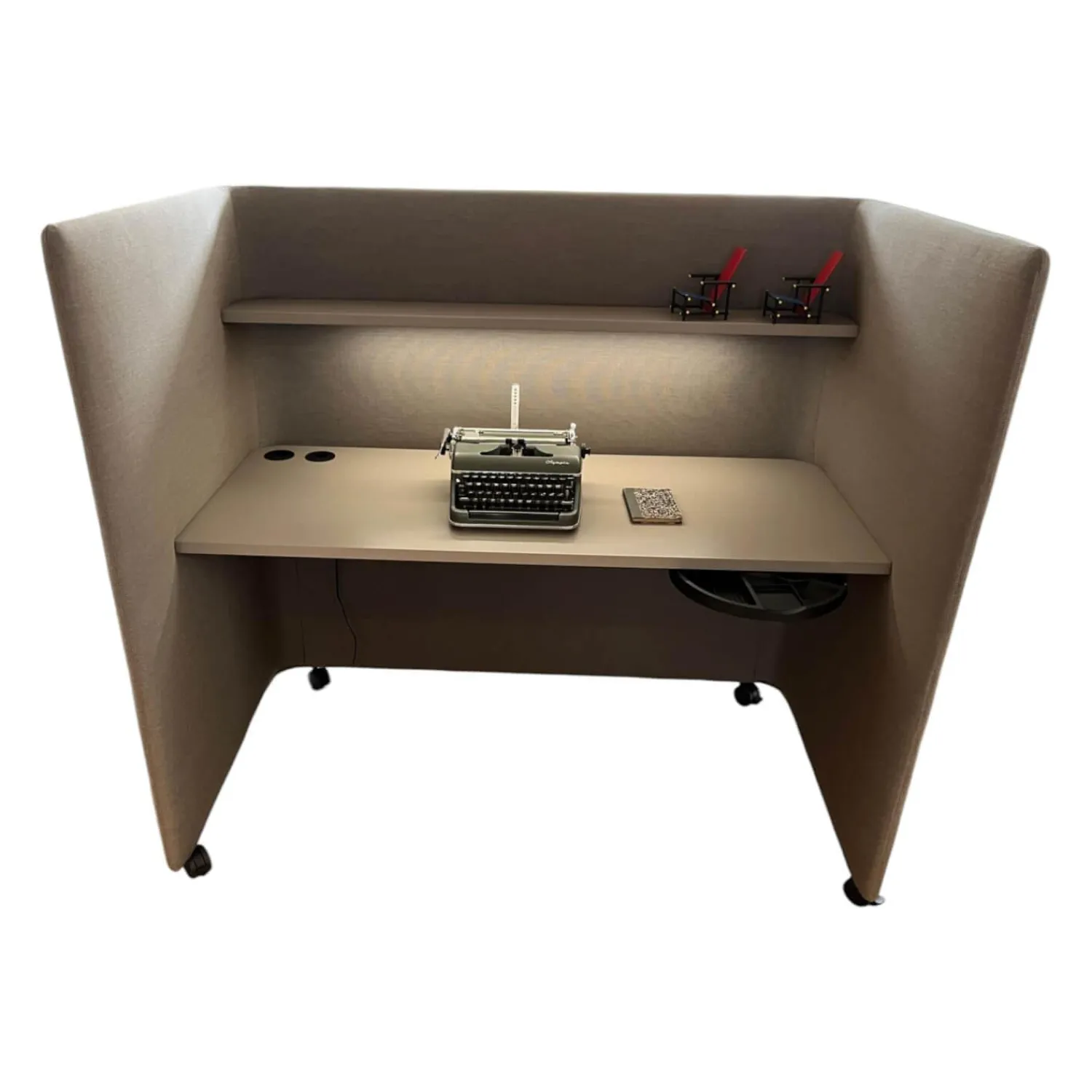 COR Schreibtische & Sekretäre|Schreibtisch Floater Stoff P22 Basalt Grau mit Beleuchtung