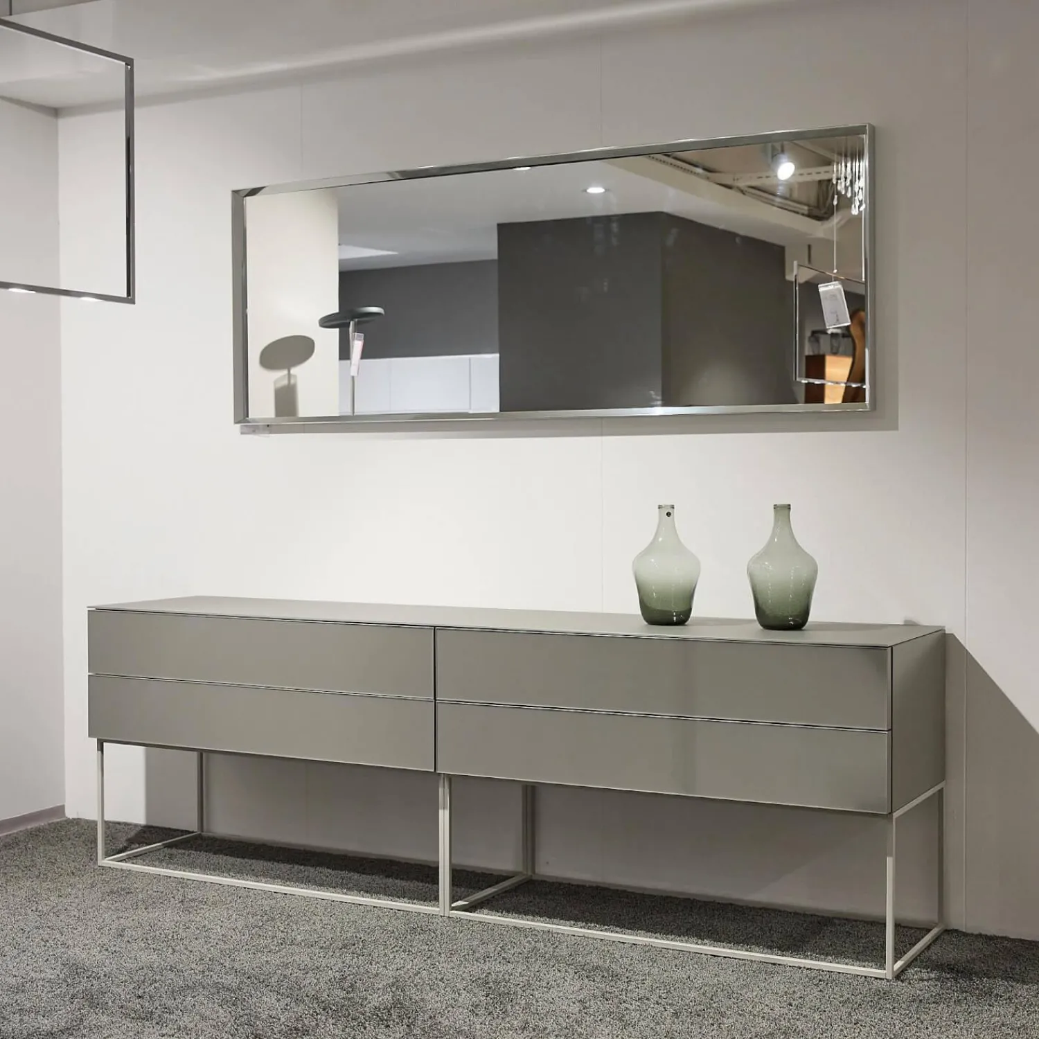 Kettnaker Konsolen|Schubkastenschrank Mio Korpus Lack Matt Asphalt Fronten Und Abdeckplatte Glas Matt Asphalt Gittergestell Steingrau