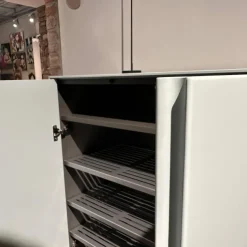 Schönbuch Schuhschränke|Schuhschrank Stripes Lack Akzentfarbe 30 Jade Korpus Melamin Anthrazit