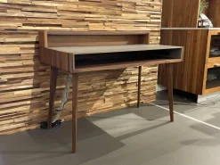 Team 7 Schreibtische & Sekretäre|Sekretär Sol Platte Leder Origin Mittelgrau Grau Gestell Nussbaum Natur Inklusive Licht