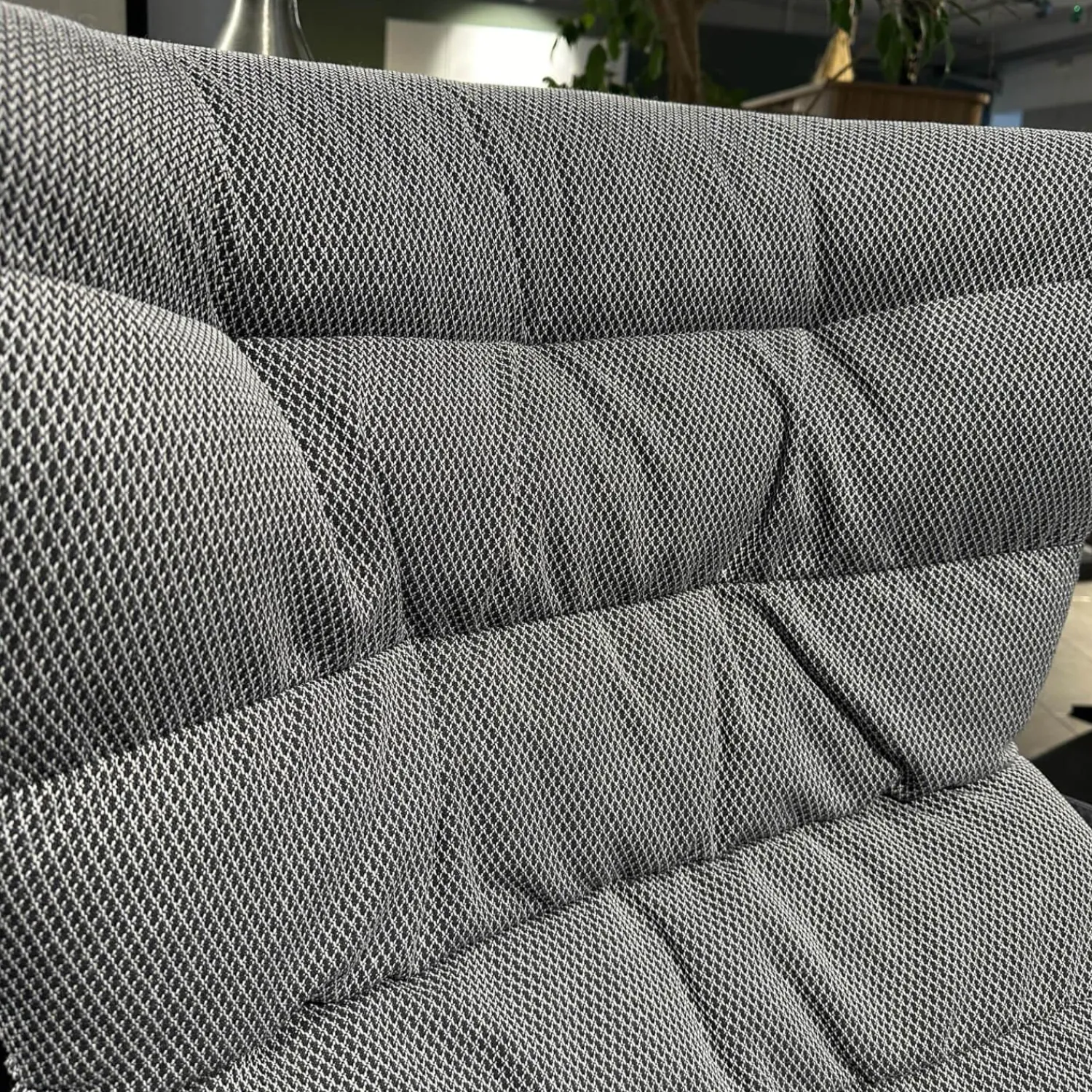 Thonet Relaxsessel|Sessel 808 Bezug Innen Stoff Soul 151 Pepper Grau Außen Nappaleder Nero Anthrazit Stahlgestell Edelstahloptik Und Hocker